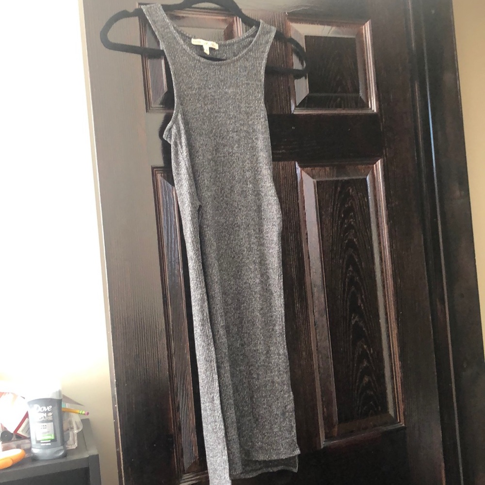 Gray top